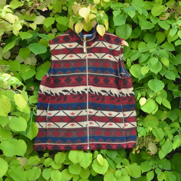 Northern Reflections Jackets & Blazers - Northern Reflections Vintage Patterned Fleece Zip Up Vest